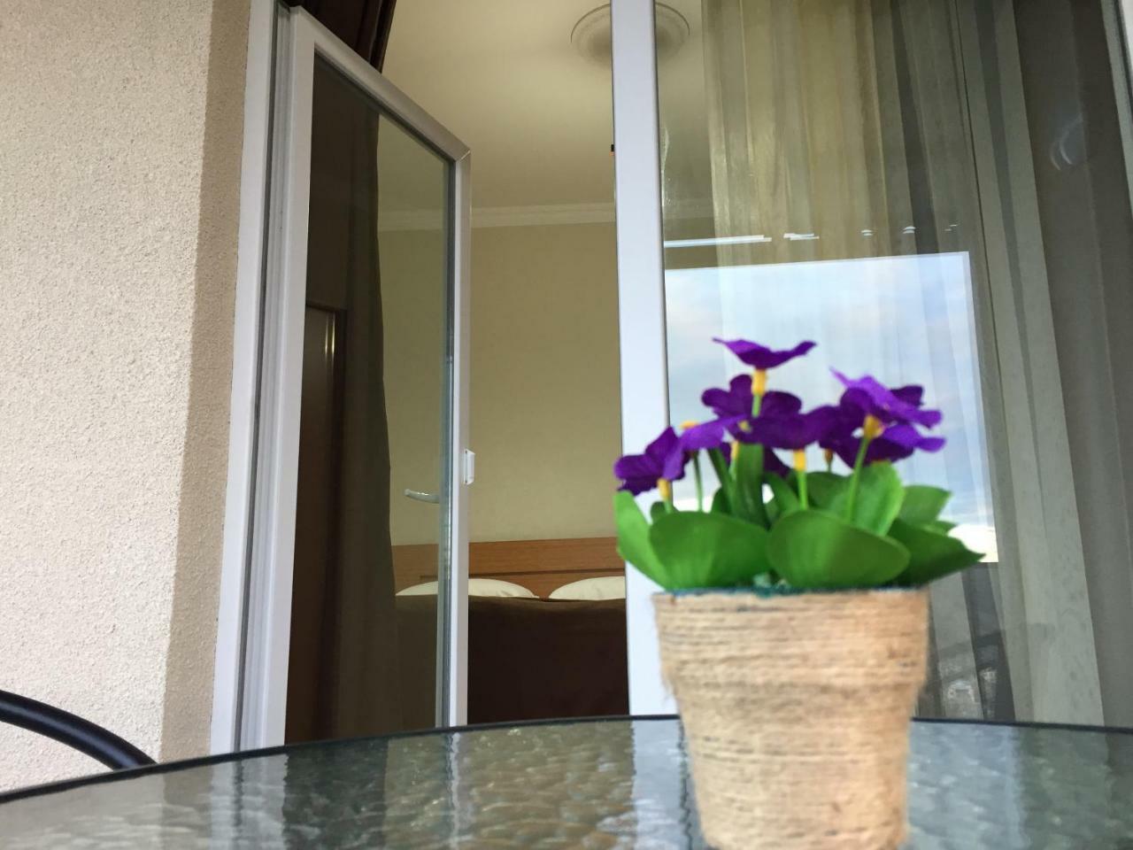 Guest House Maradona Sighnaghi Exterior photo