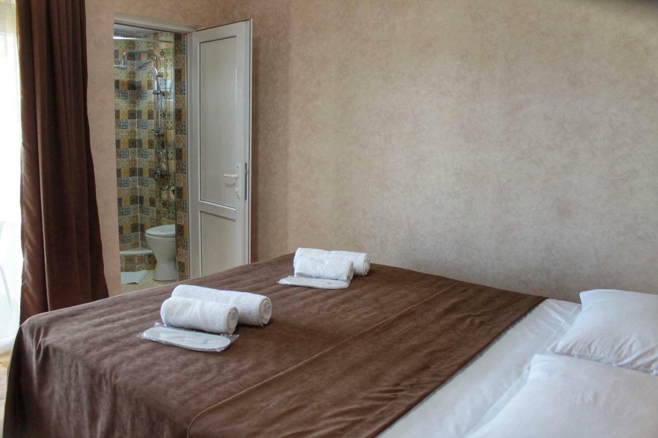 Guest House Maradona Sighnaghi Exterior photo